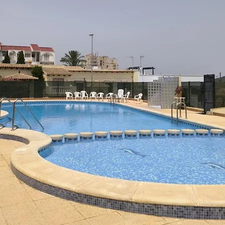 דירה Leandros Seaside טורבייחה