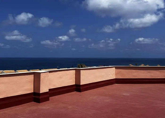 Leandros Seaside 또레비에하