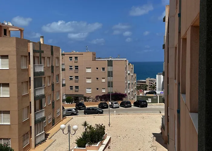 Leandros Seaside 또레비에하